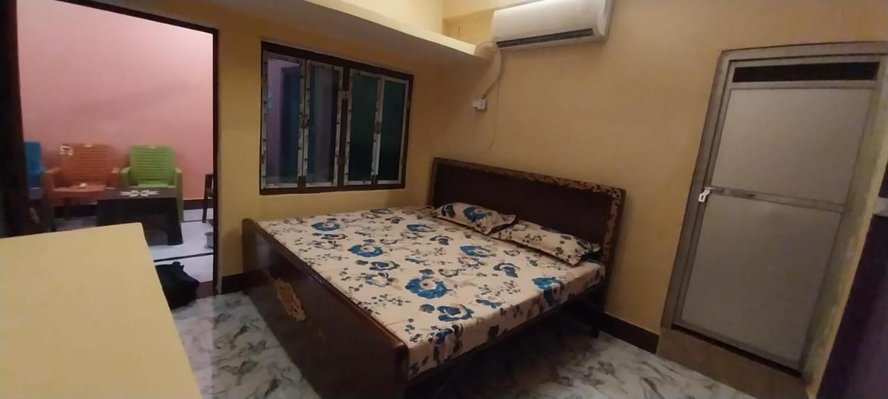 Aadi Shakti Bhawan Hotel Ayodhya Kültér fotó