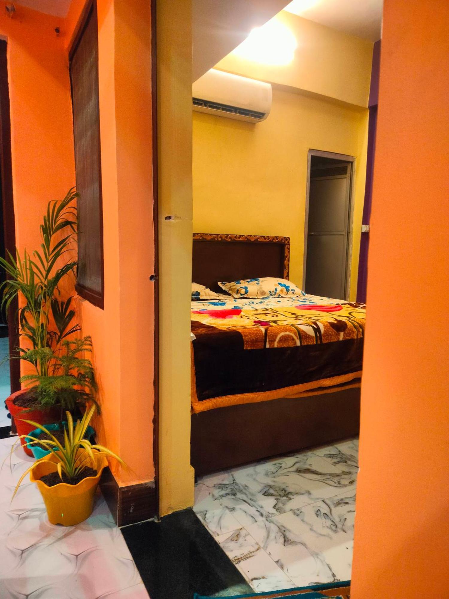 Aadi Shakti Bhawan Hotel Ayodhya Kültér fotó